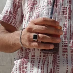 انگشتر نقره مردانه پائولی | انگشتر کلاسیک مردانه با نگین اونیکس | سیلورینو - Image 3